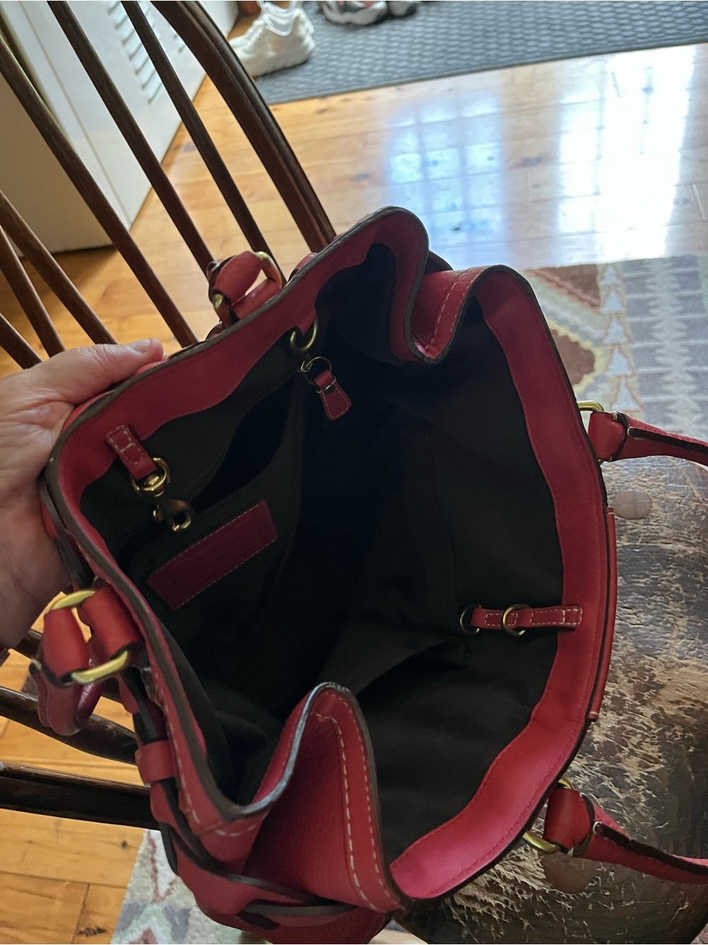 Vintage Coach Coral Red Pebbled Leather Satchel with Brass Bridle Hardware - Picture 6 of 6